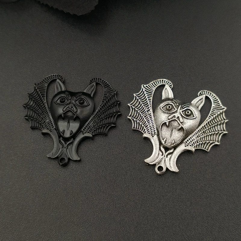 Breloques gargouilles gothiques, grand connecteur de chauve-souris hurlante, collier pendentif, boucle d'oreille bricolage, résultats de bijoux exécutifs faits à la main, 4 pièces