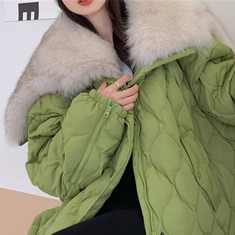 2024 Haining Fur New Fox Big Fur Collar Down Coat Pai Overcomes Detachable Women's Fur Youth Coat