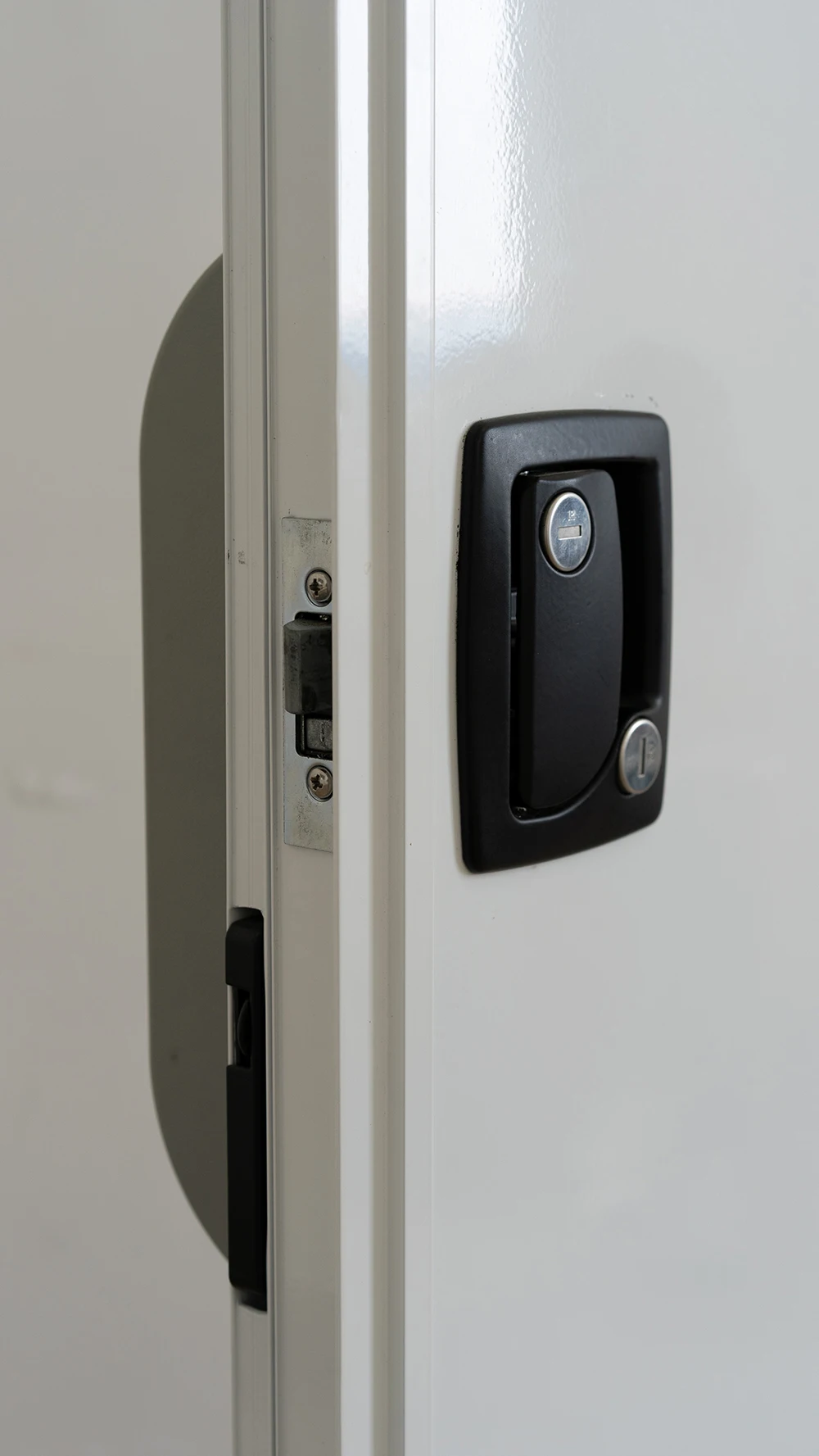 Airow auto Safety Point Lock Luxury Motorhome Door European Style Rv Doors Motorhome Door Porte Per Camper Porta Per Camper view 6