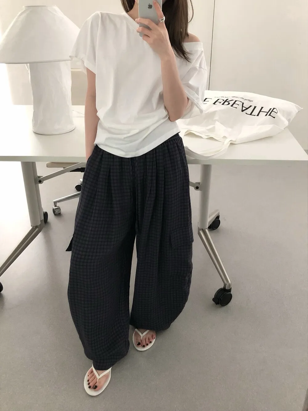 

Slimming Plaid Workwear Casual Pants High Waist Lantern Leg Style Comfortable Fit Women's Spring Fashion Korean Grid Pattern