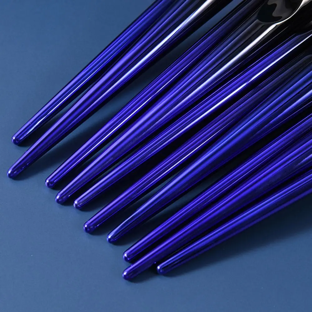 13 pennelli per trucco con setole morbide, strumenti per il trucco di bellezza del viso, occhi di strega blu, set di pennelli per trucco sintetico per principianti