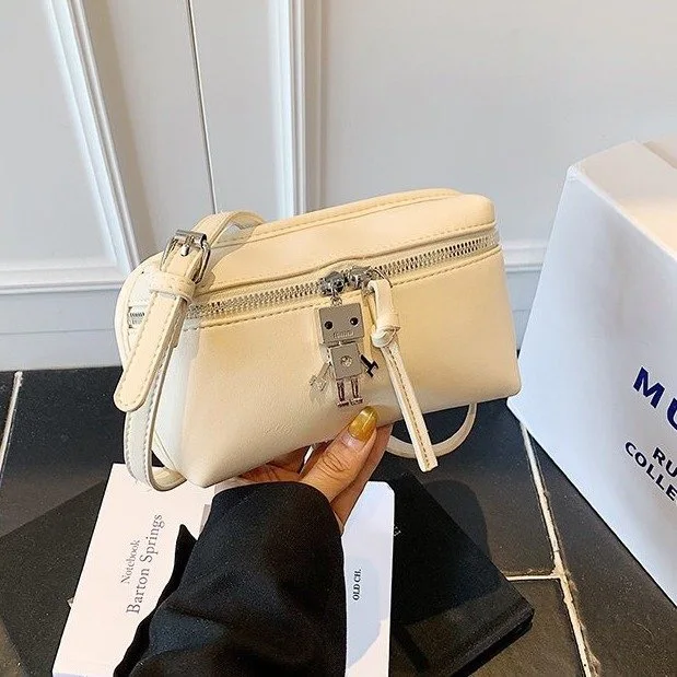 

Luxury 2025 Women's Vintage Inspired Crossbody Bag, Quilted Small Purse, Multi-Functional Casual Shopper for Weekend & Travel​