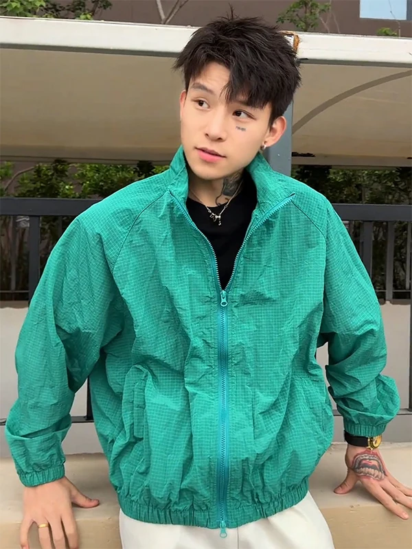 

Lightweight Qui-Dry Summer Sun Protection Clothing Men's Outdoor Tee-Proof Stand Collar down Jaet Ice Silk Cool Feeling...