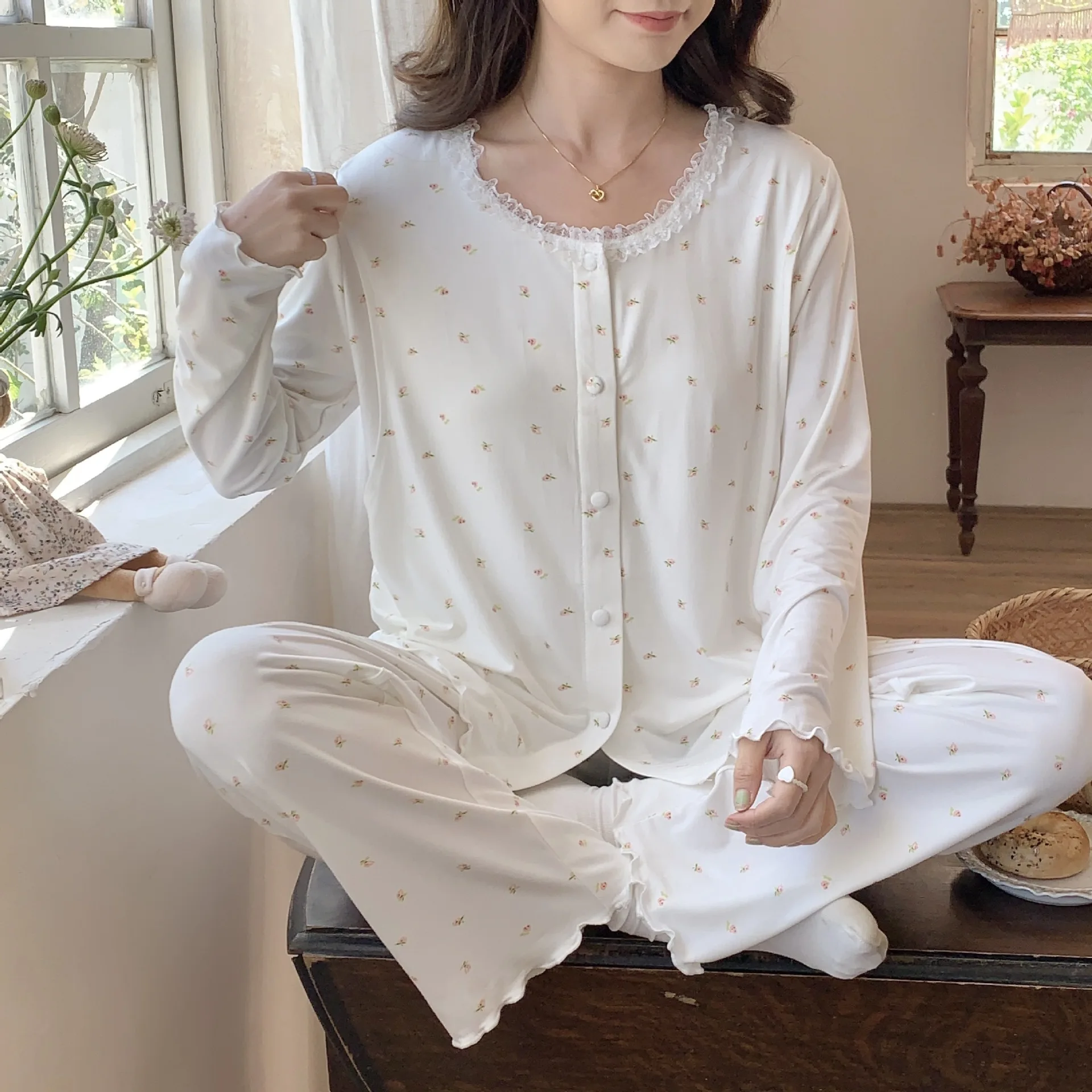

Spring Floral Breastfeeding Pajamas For Pregnant Women Feeding Nightie Sleepwear Modal Long Sleeve Pregnancy Clothing