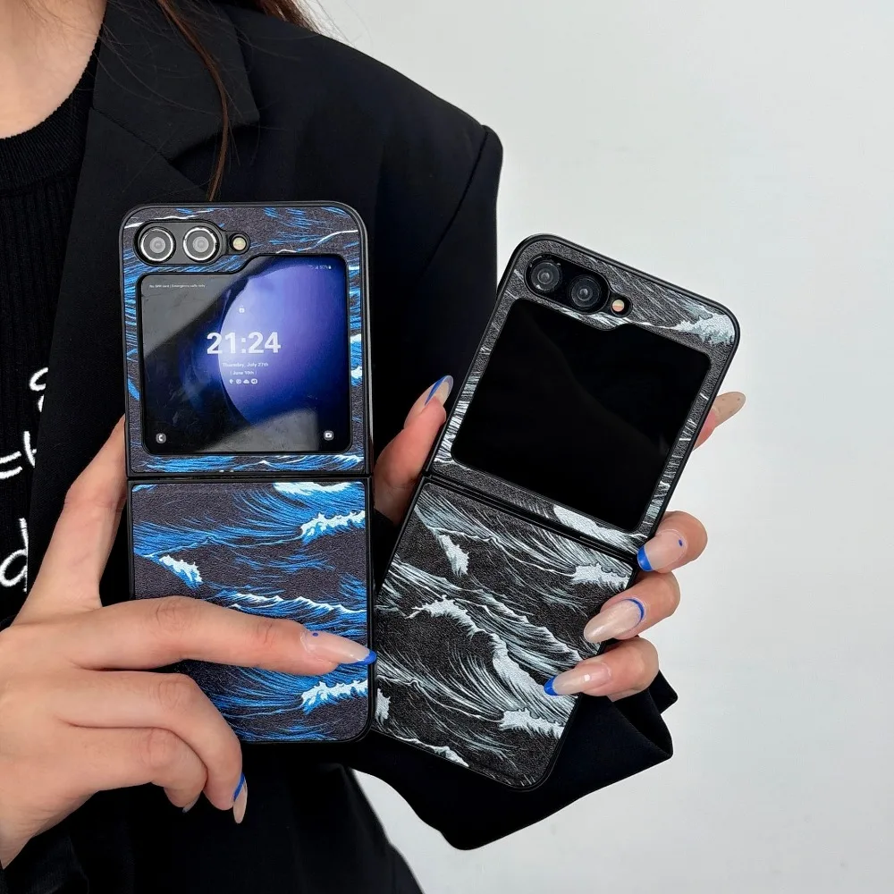 Wave Painting Pattern Magnetic Phone Case For Samsung Galaxy Z Flip 8 7 FE 6 5 4 3 Flip8 5G Shockproof Protective Hard Plastic C