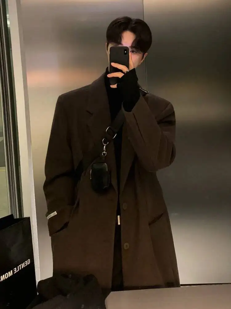 เสื้อโค้ทขนสัตว์ผู้ชายสไตล์เกาหลี ปกพับ กระดุมแถวเดียว ยาวคลุมเข่า หนา ใส่สบาย ลำลอง สำหรับผู้ชาย ฤดูหนาว 2025