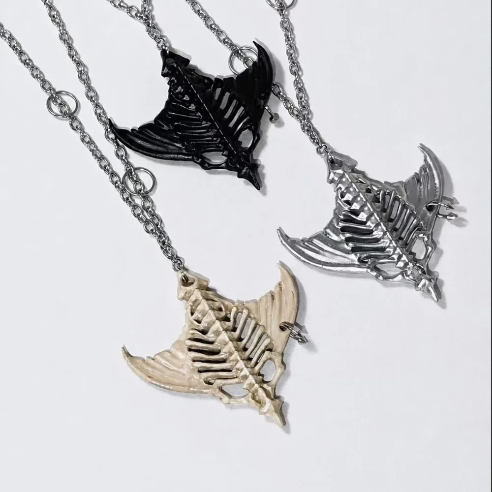 Gothic Devilfish Bone Charm Ocean Animal Jewelry Deep Sea Manta Ray Skeleton Hollow Pendant Necklace Unisex Statement Accessory