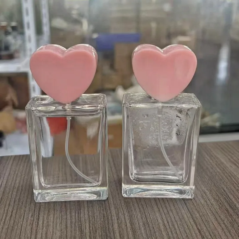 Butelka na perfumy do ponownego napełniania, 30 ml, szklana butelka na perfumy z zakrętką i rozpylaczem, przenośna i idealna w podróży.