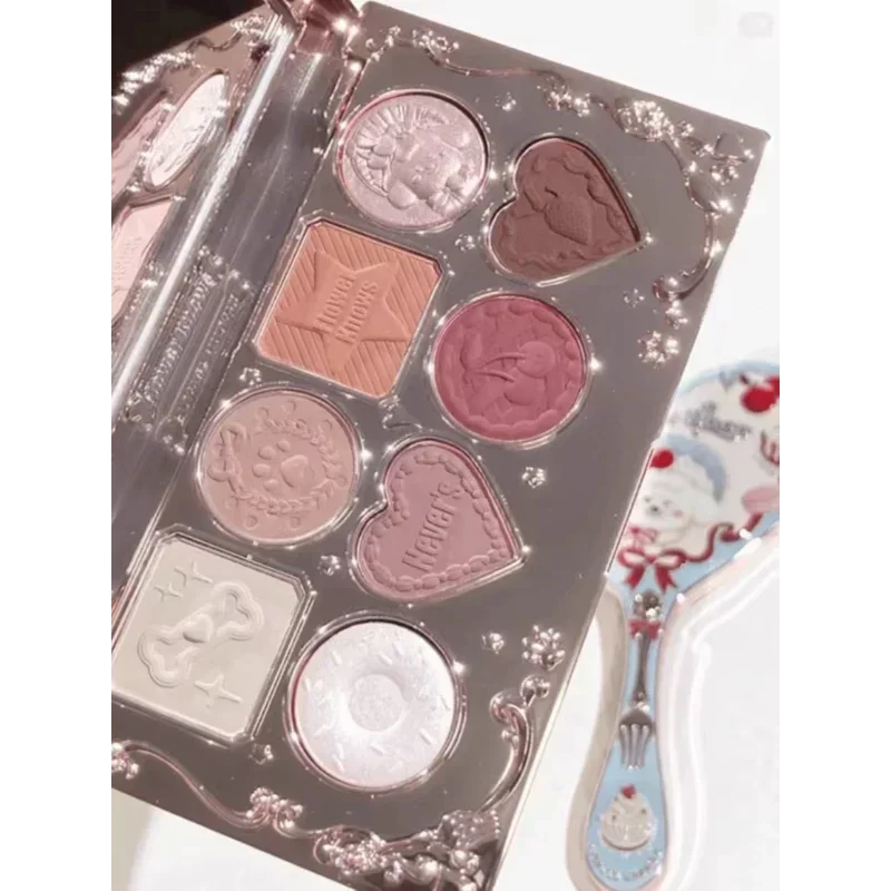 Flower Knows Never's Famly Series 8 สี Matte Pearlescent Eyeshadow Palette กันน้ํายาวนานเครื่องสําอางแต่งหน้าความงาม