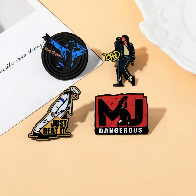 King of Pop Music Metal Badge Brooch Versatile Bag Decoration Music Lover Clothing Lapel Pin Fashionable Punk Jewelry Accessory
