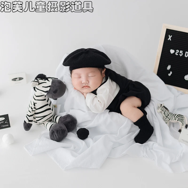 زي صور مائة يوم دعائم صور للأطفال ملابس البدر مائة يوم للأطفال حديثي الولادة تصوير ربيعي زيبرا سينجينصور #2