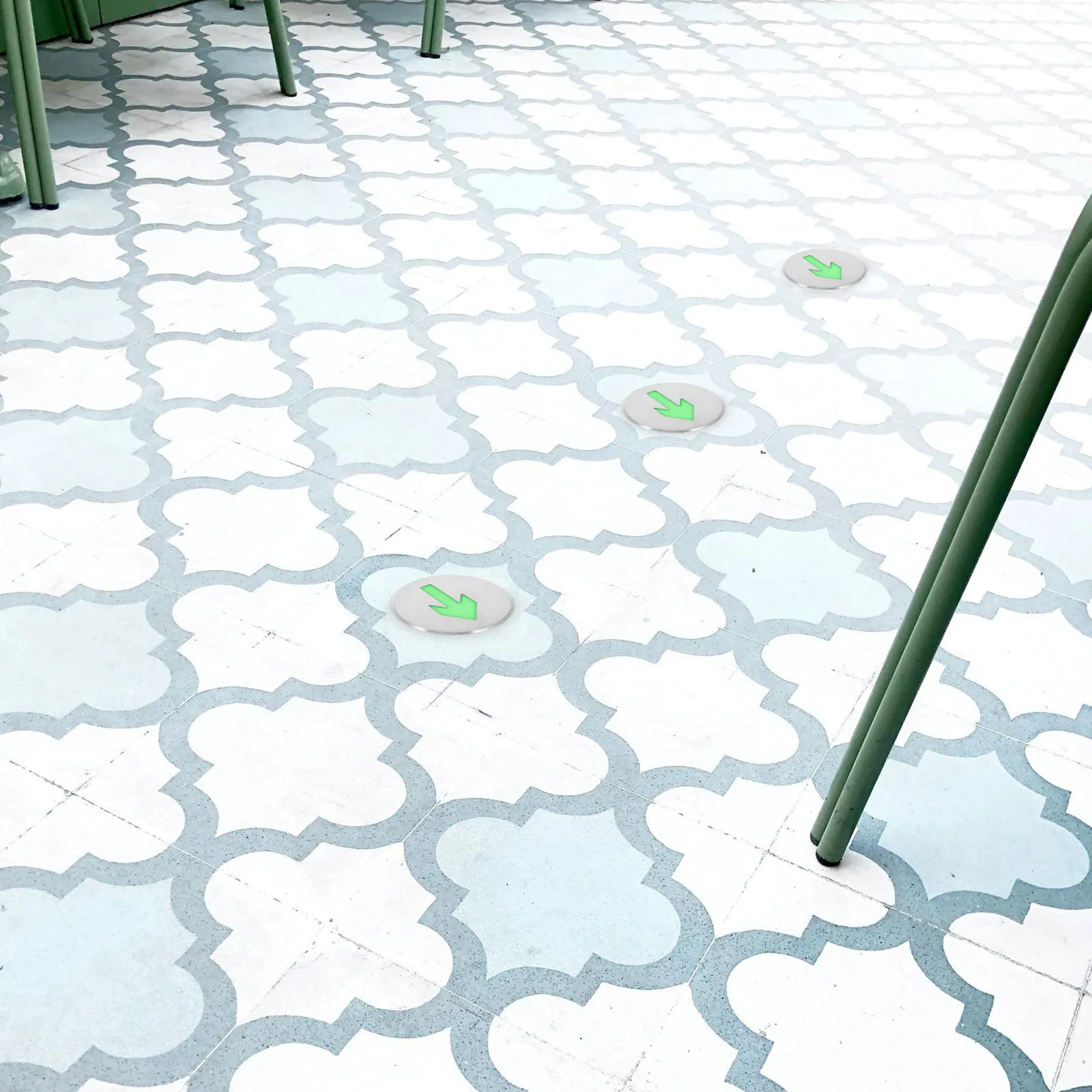 

Emergency Floor Sign Glowing Arrow Safety Sign Straight Exit Metal Waterproof Fire Safety Marking Self-