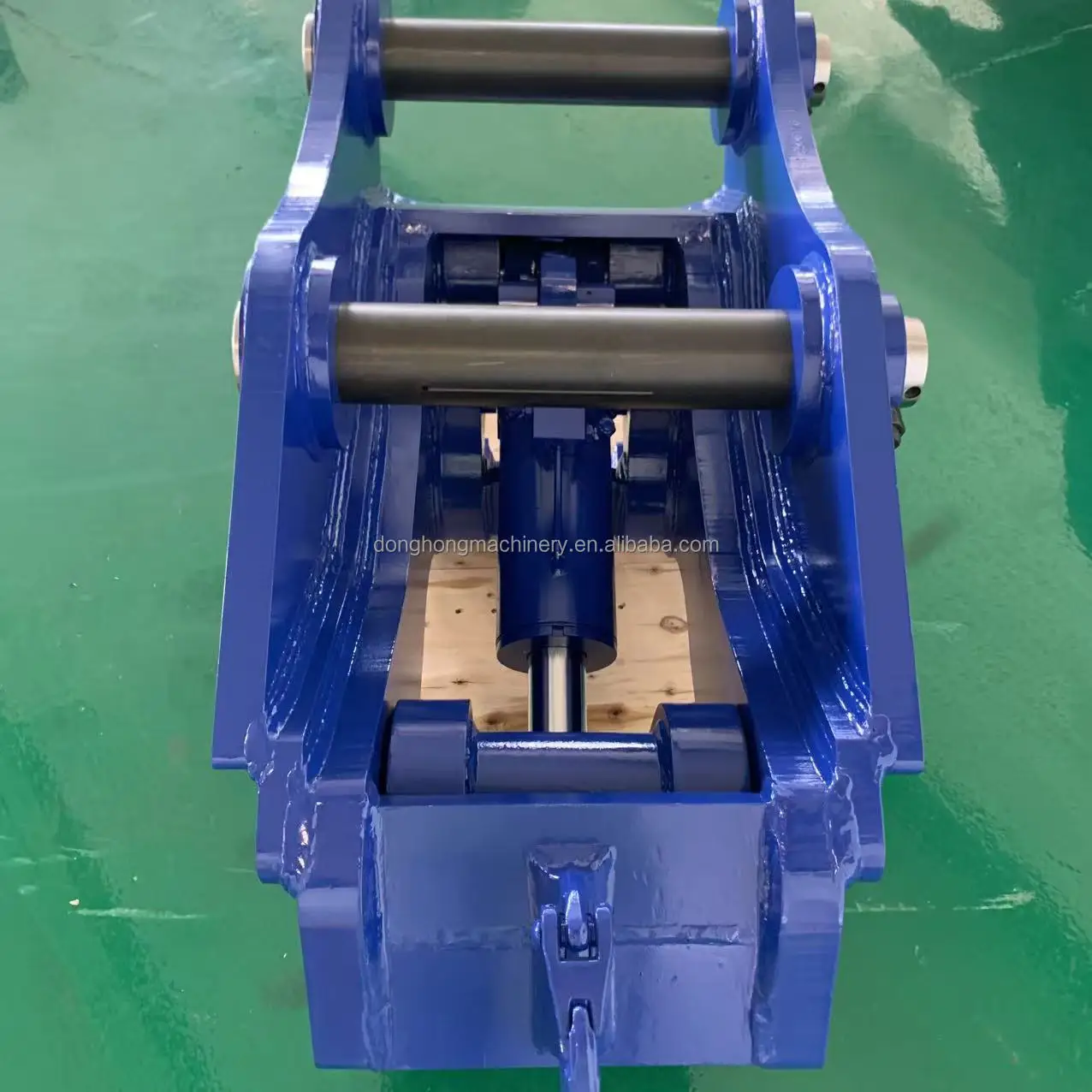 Low Temperature Hydraulic Quick Coupler For Russian Market Demolition Attachments Stable Performance