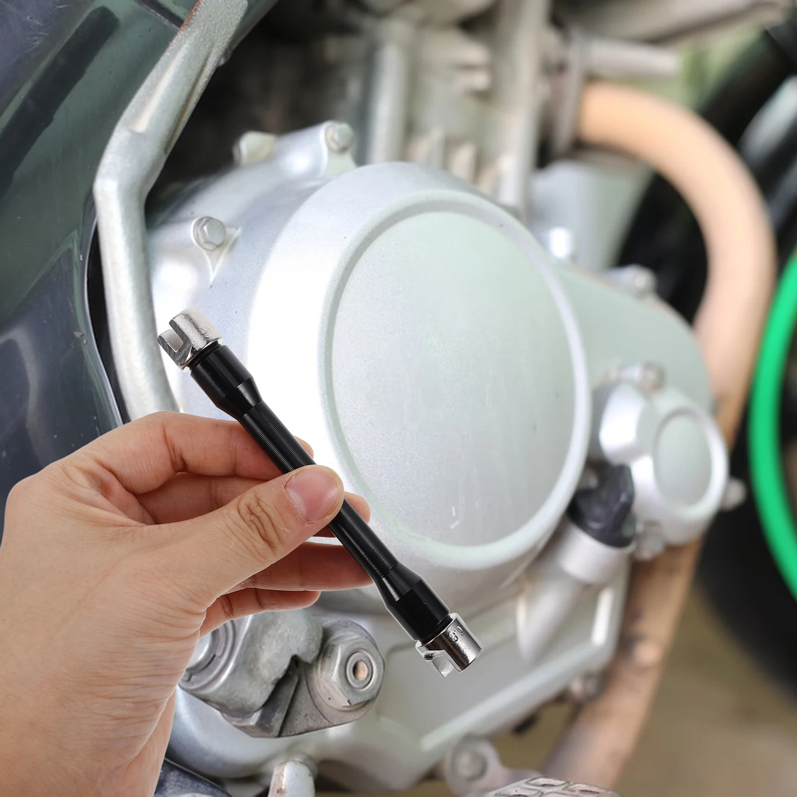 

1 set Motorcycle Tightening Wheel Maintenance Ratchet Socket Spanner Bike Repair Kit Durable Lightweight Motorbike Tool Tire