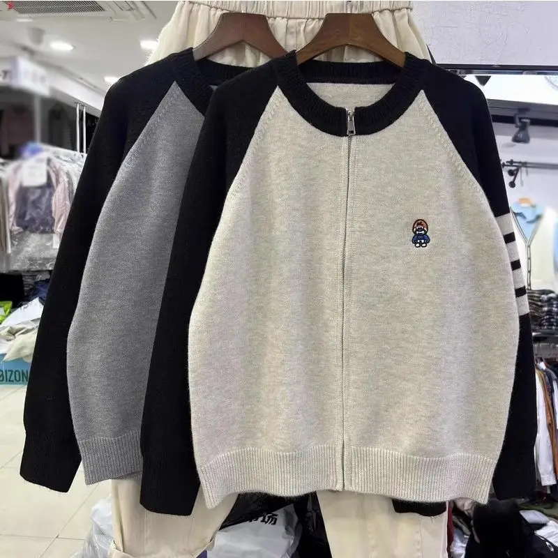 

Men's Contrast Color Bear Embroidered Zipper Sweater Jacket Spring Autumn Round Neck Long Sleeves Loose Couple Knitted Cardigan