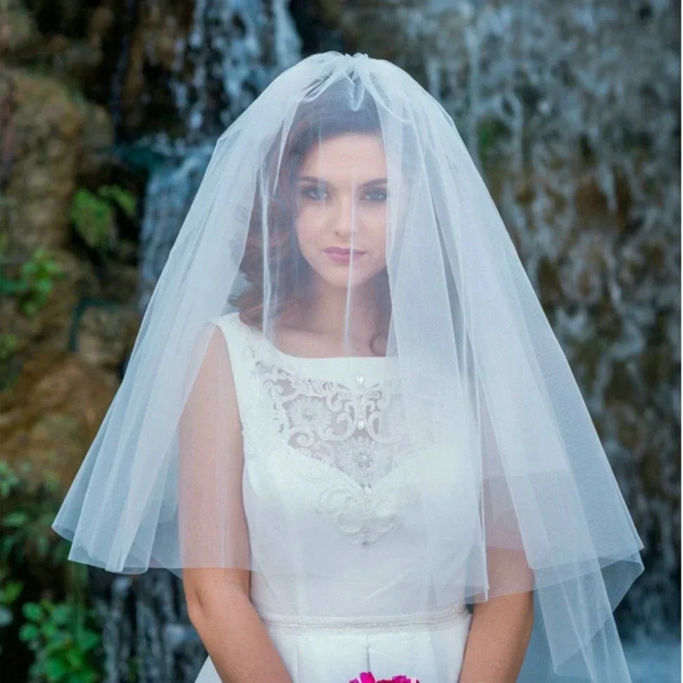 

Fashion White Short Tulle Bride Handmade Wedding Party Accessories Cheap Bridal Veil Ivory Comb