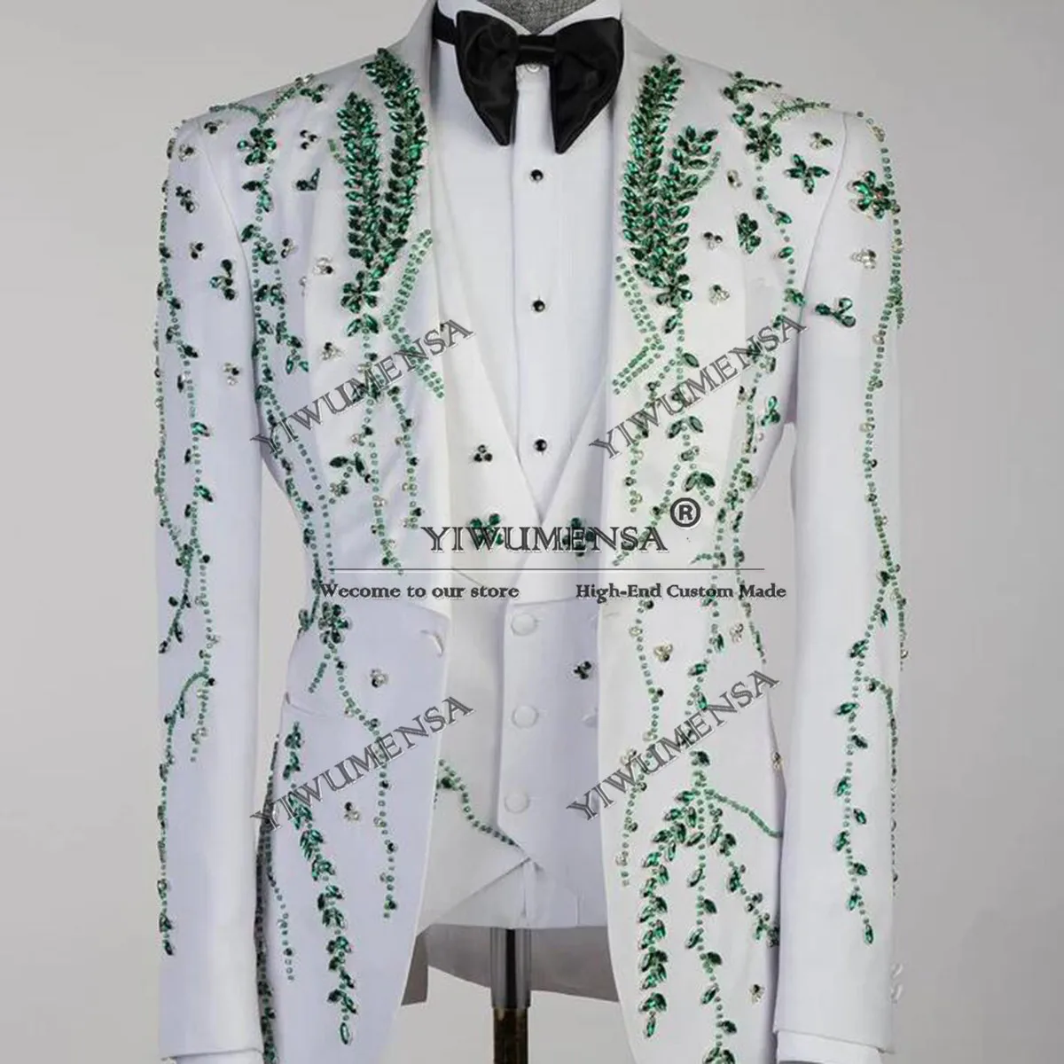 

Metallic Jewelry Stoned Suits Men For Wedding Shawl Lapel Prom Blazers Oufits Customized 3 Pieces Man Banquet Party Groom Tuxedo