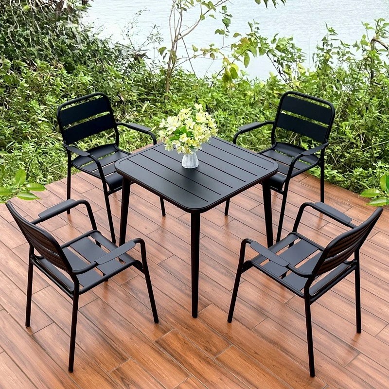 

Металлические столы и стулья для кафе, кафе-баров на открытом воздухе, вилл, дворов, садов, для послеобеденного чая, мебель для балконов и зон отдыха.