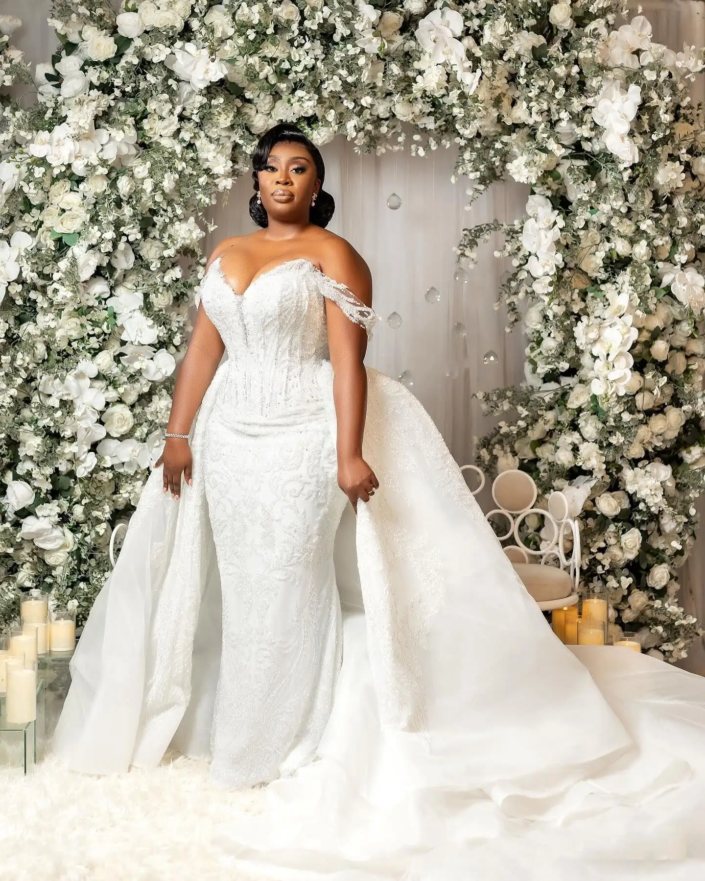 

Customized Plus Size African Dress Bridal Bride Detachable Train Mermaid Off Shoulder Beaded Lace Plated Wedding Gowns For Black