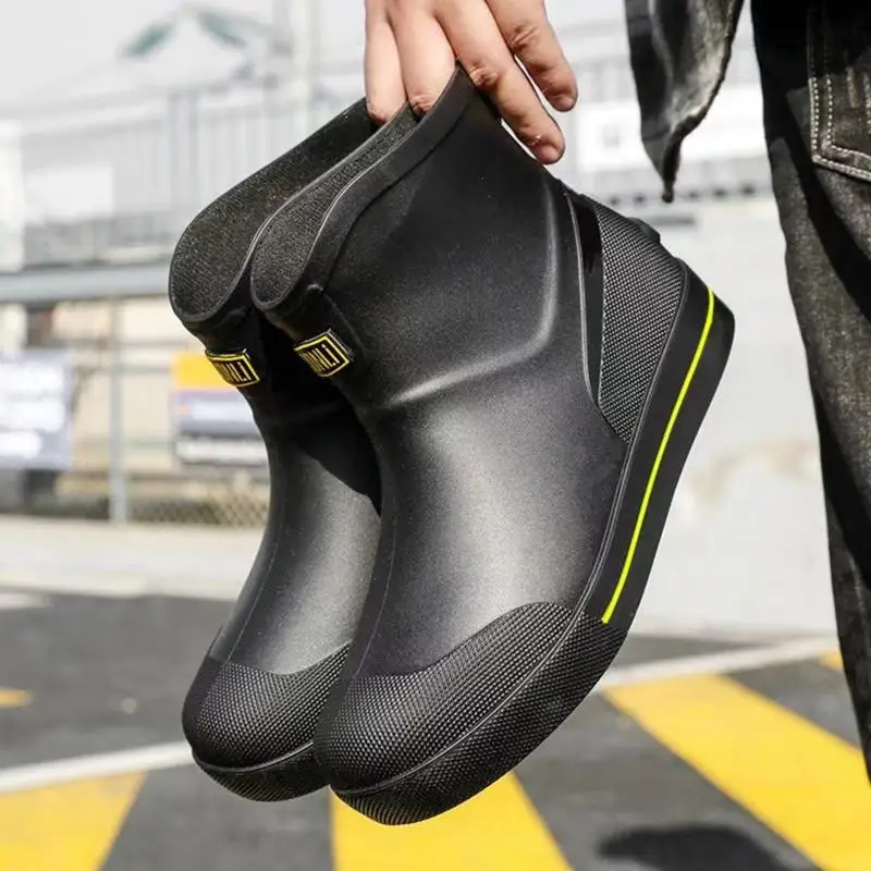 Fashion Slip-on Rain Shoes Men Rubber Boots Waterproof Platform Booties Outdoor Non-slip Rain Boots Man Kitchen Working Galoshes