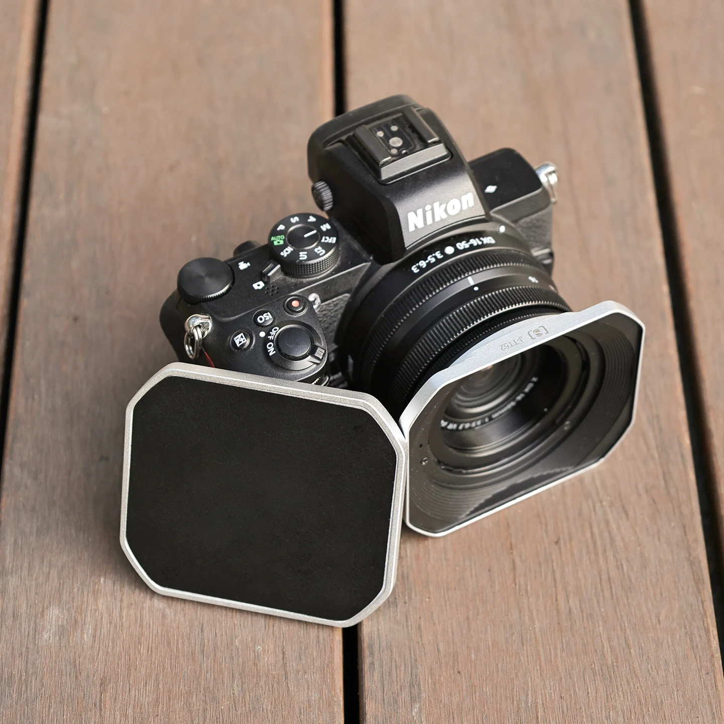 

Metal Square Mount Sunshade Suitable for Nikon Z 16-50mmvr Lens Sunshade Universal 46mm Caliber