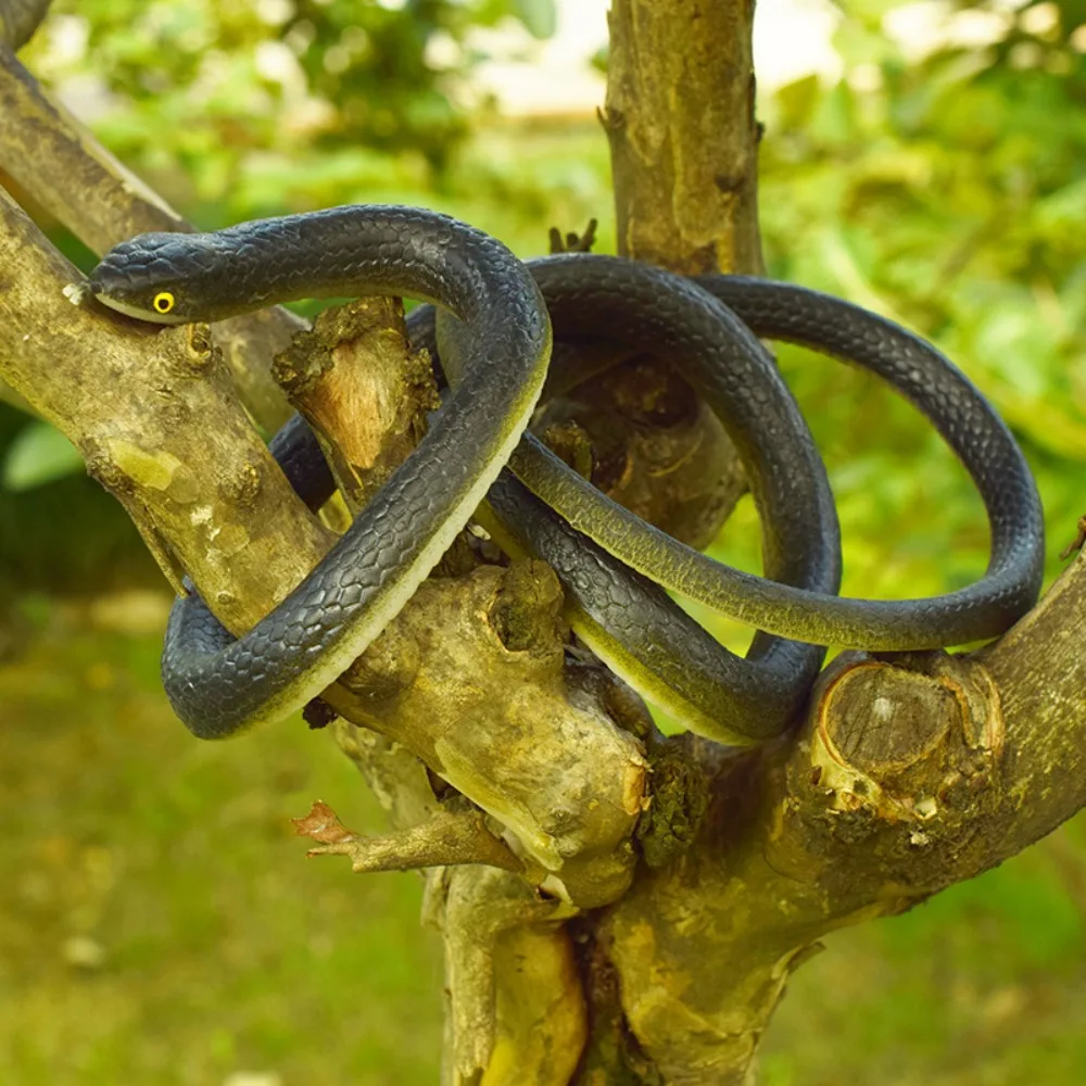 Black 120cm Simulated Snake Toy Snake Model Tricking Soft Rubber Fake Snake Scaring Party Halloween Prank Props Garden Decor
