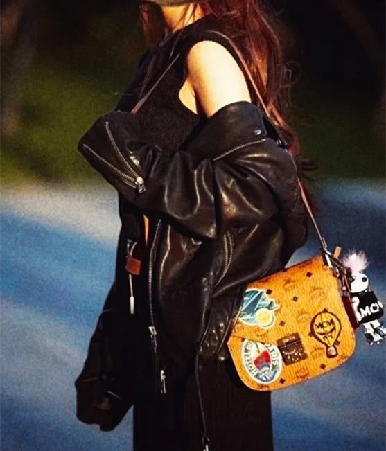 Oversize loose locomotive clothing silhouette thin women's leather jacket leather jacket