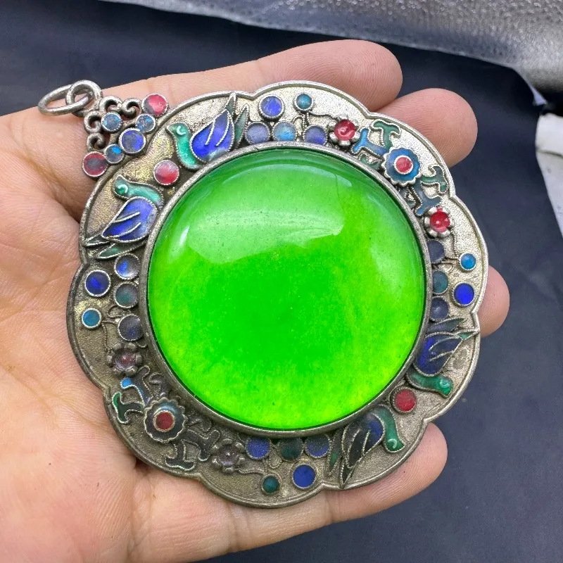 Vintage Old Silver Cloisonne Pendant, Hand Inlaid Oversized Green Gemstone Good Condition Real Shot Collectible Necklace Accesso