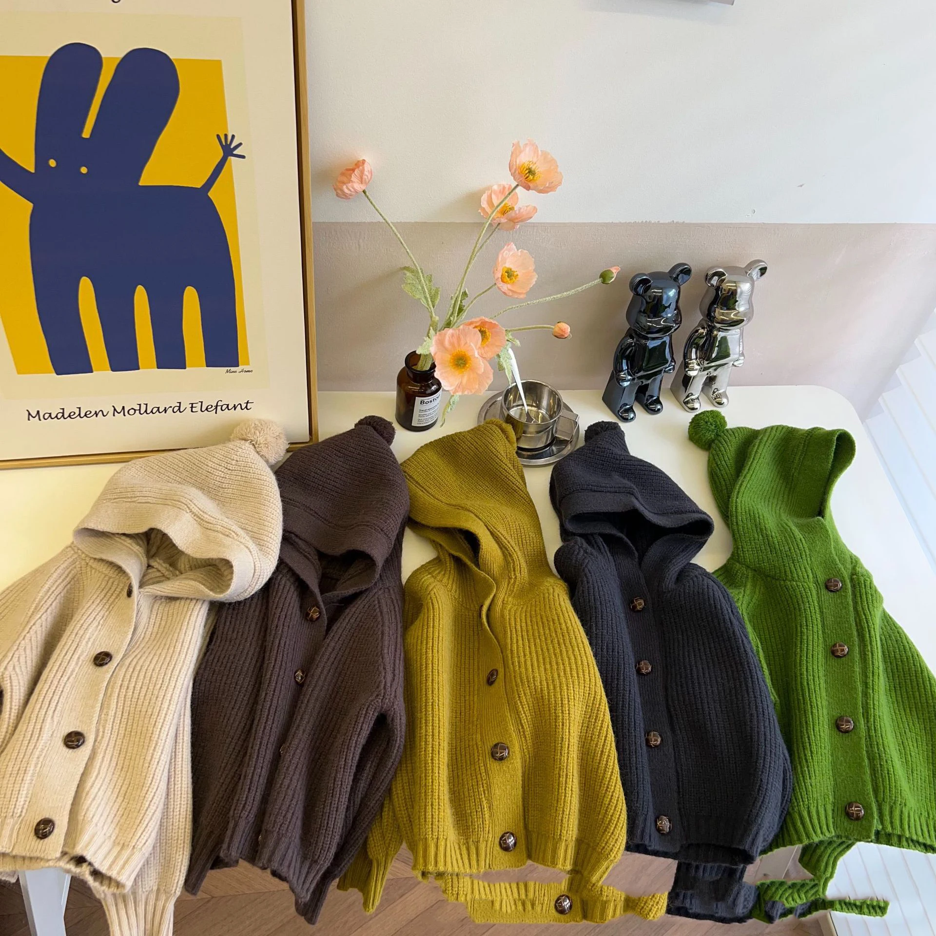 

Свитер для маленьких девочек, зимний однотонный утепленный теплый кардиган для маленьких девочек с капюшоном и одной пуговицей, детский трикотаж для девочек