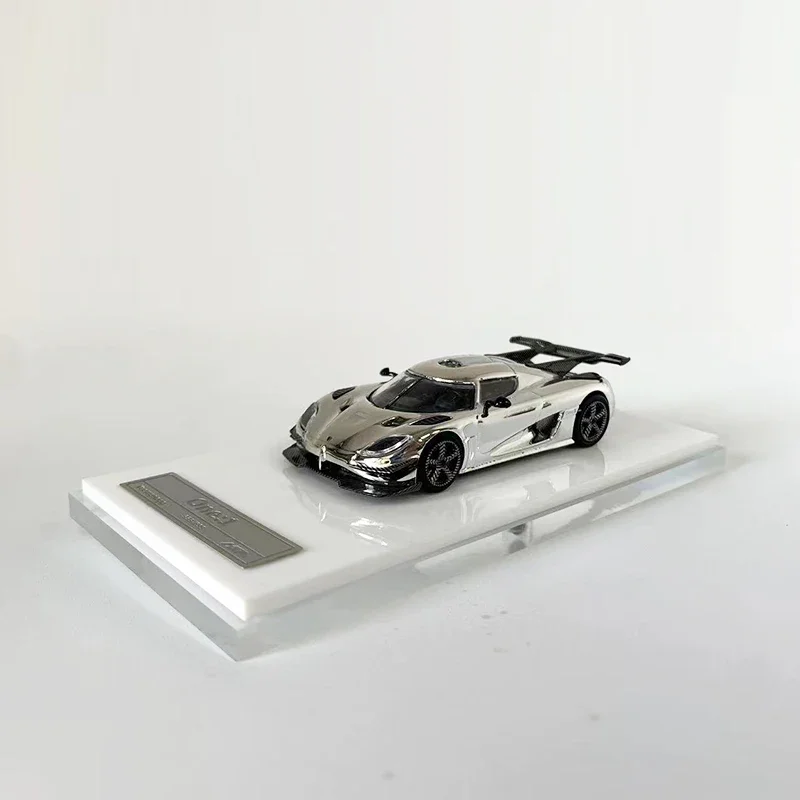 HKM 1:64 Alloy Model Car Koeni Agera Die-Cast Sport Vehicle -Chrome Silver