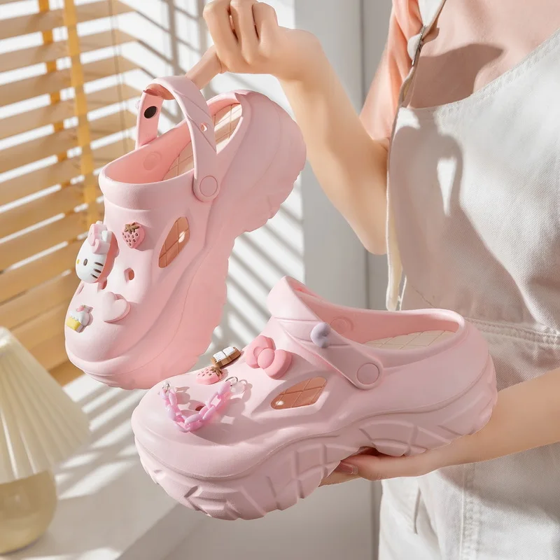 サンリオ漫画女性用洞窟シューズ2025夏新作滑り止めビーチシューズかわいいハローキティクロミクールスリッパ