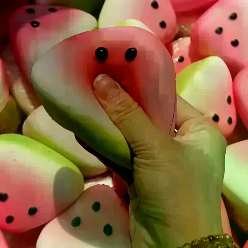 /Cna/Shaped Toy Soft Slow Rebound Adorable Design For Kids Gifts Party Favors Office Stress Relief Watermelon