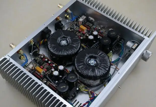 

Finished TDA7293 hifi 120W+120W Fully balanced dual channel power amplifier