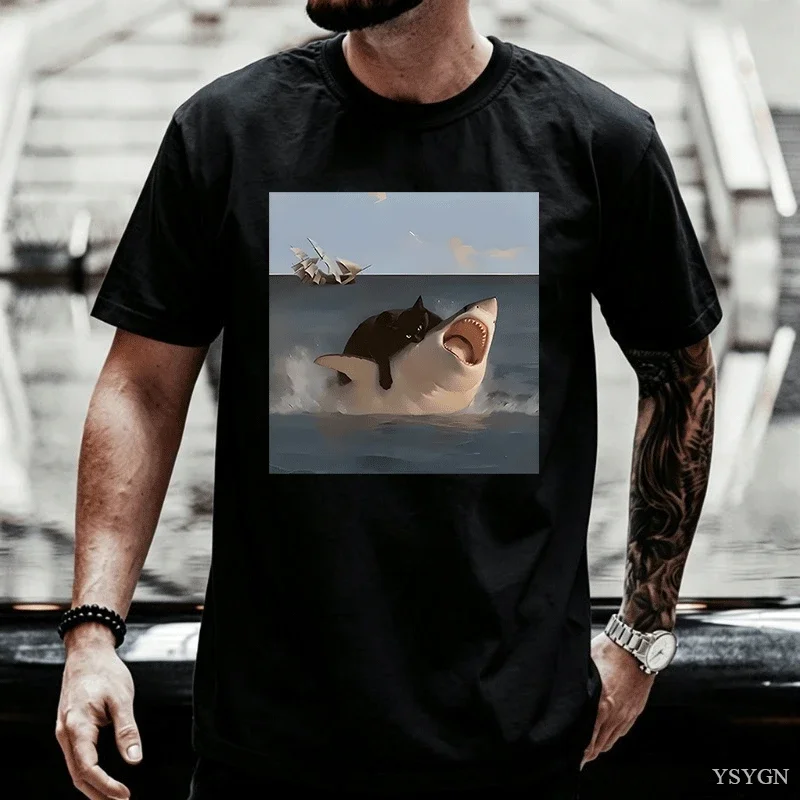 Black Cat Suppressing Great White Shark Graphic Men'S Casual Round Neck T-Shirt Prank T-Shirt Gift Unique Meme Graphic T-Shirt