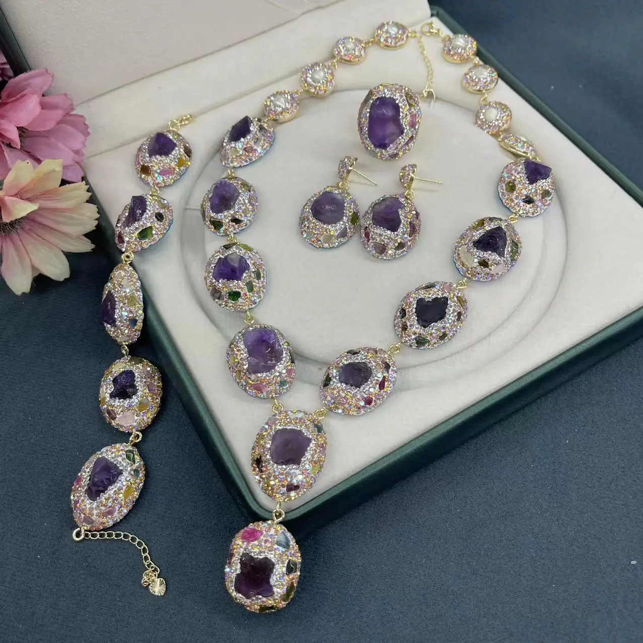 

New natural crystal set French high-end popular jewelry hot sale handmade design jewelry crystal pendant earrings ring bracelet