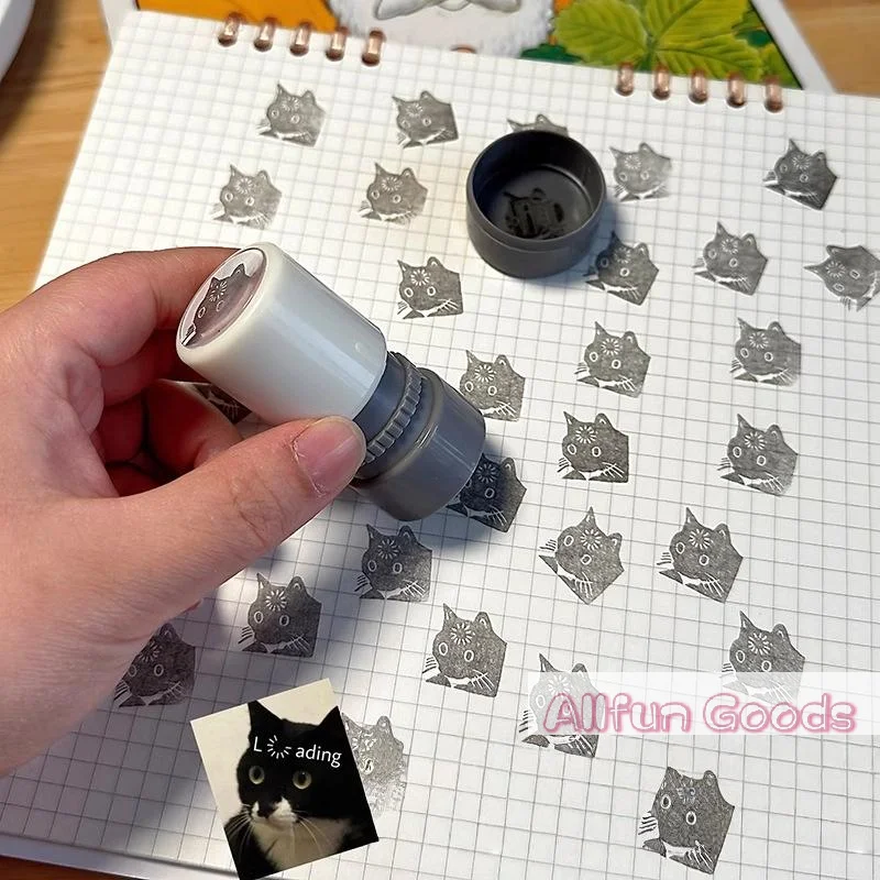 [TG835]2Pcs Creative Small Cat Sign In Punch Stamp Kawaii Cartoon Cat Stamp Diary Decoration Craft Supplies Kid DIY Toy Fun Gift