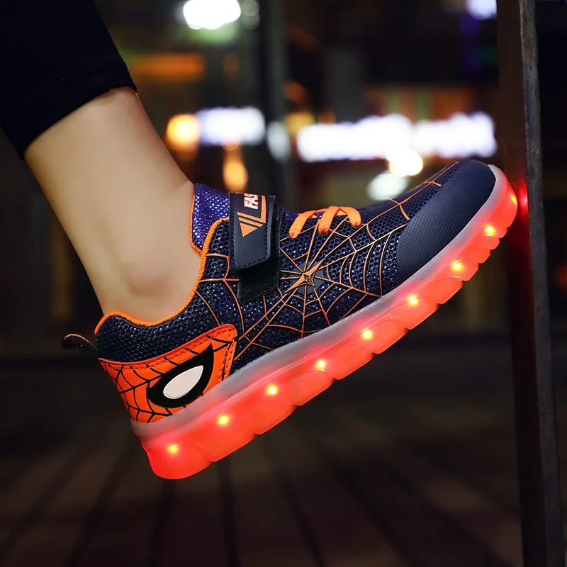 Casual Sneakers Shoes Spring Boys\' Running Shoes Girls Flash Children\'s LED Lights Breathable Sports USB Charging Walking  Shoes