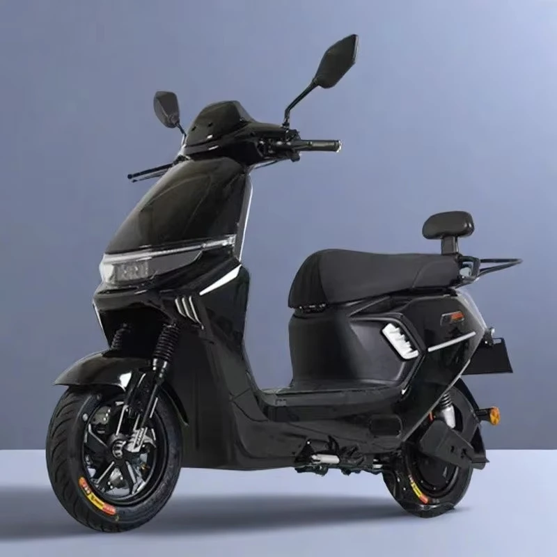 QQA New genuine electric scooter Original 48V 1000W high-power electric motorcycle Long cruising range 55 km/h Speed Adult use