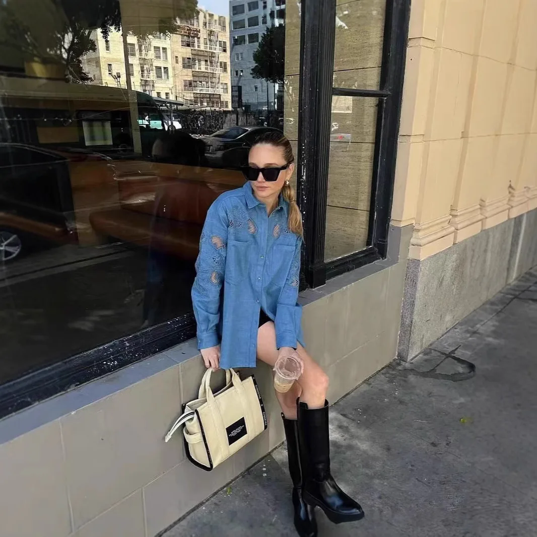 Sezanes 2025 shirt fashion summer new retro embroidery splicing lace hollow commuter hundred loose long-sleeved T-shirt
