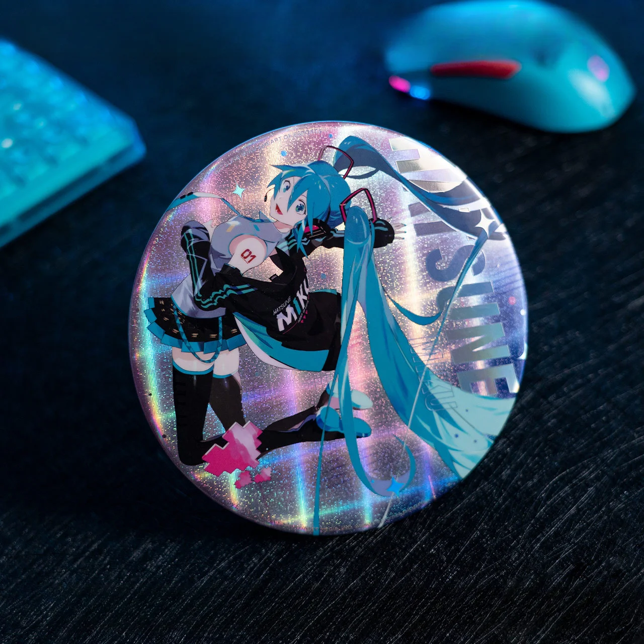 

Moeyu Hatsune Miku Esports Heart Limited Edition Large Badge Brooch Exquisite Gift