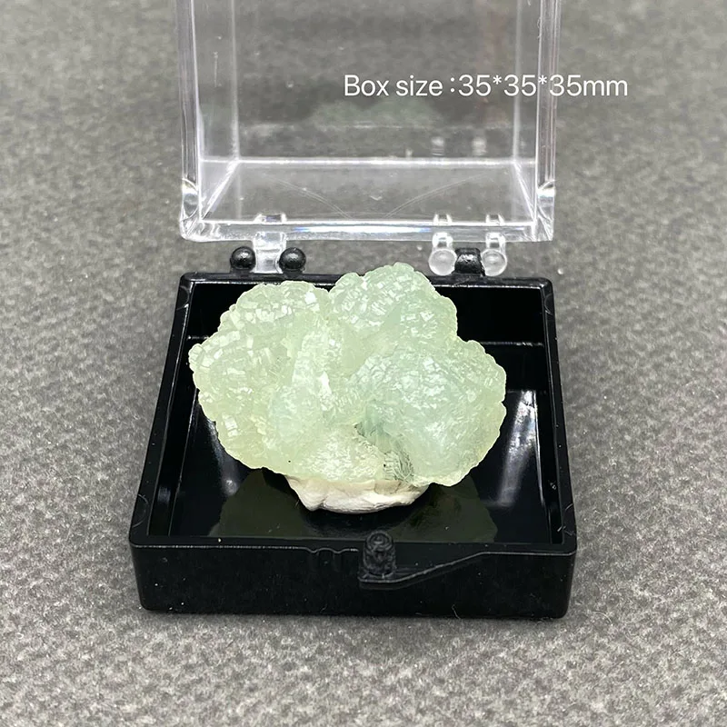 100%  Natural Prehnite Mineral Specimens Stones and Crystals Healing Crystal   +Box size:35*35*35 mm