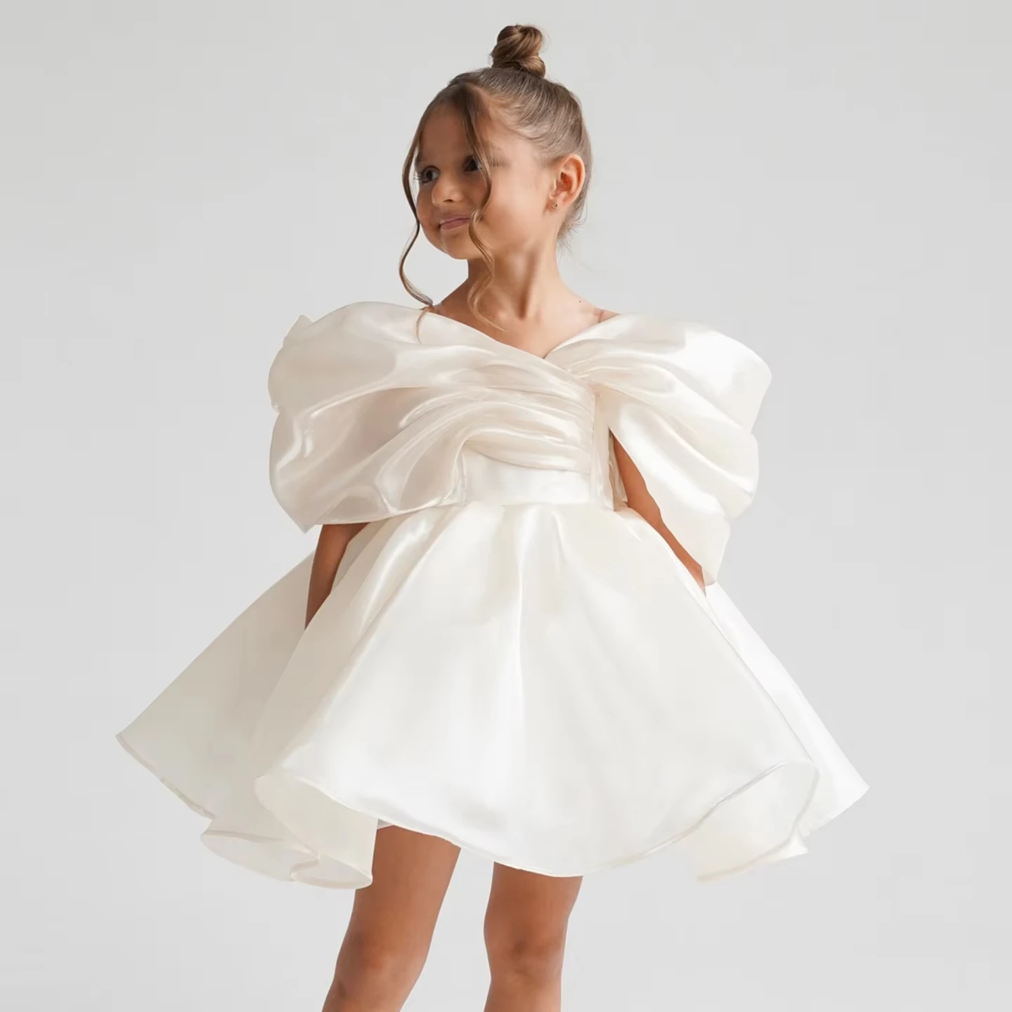 Ivory Organza Flower Girl Dress Off Shoulder Wedding Party Ball Gowns Short Ruffles Communion Dress for Little Girls  Gala Dress