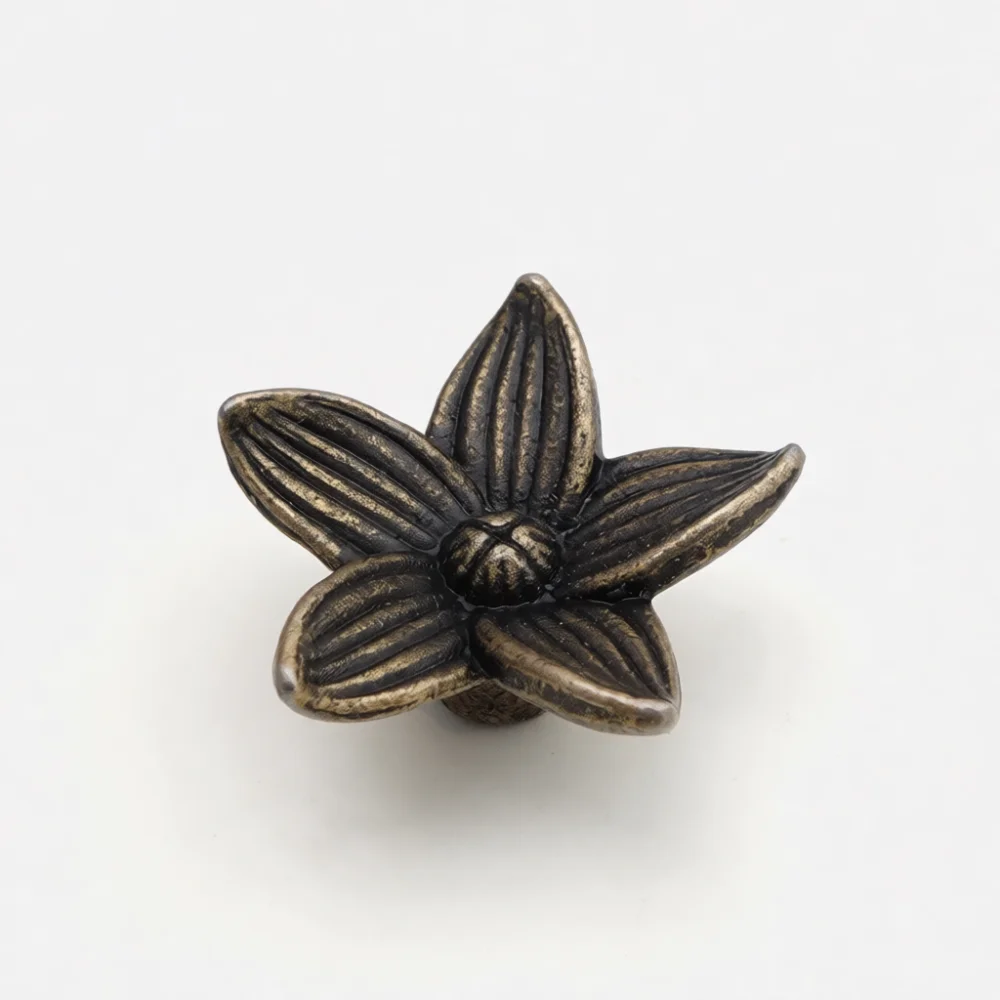Antique Style Cabinet Knob Zinc Alloy Butterfly Handle Artistic Door Pull For Kitchen Cupboard Drawer Furniture Decor