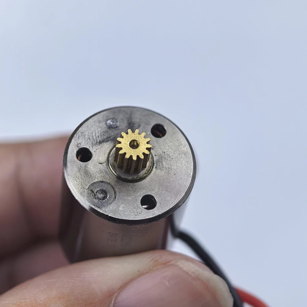 17mm*22mm 1722 DC 3V-6V 20000RPM High Speed Coreless Motor with 0.3 Modulus 13 Teeth Gear for Robot Toy Model