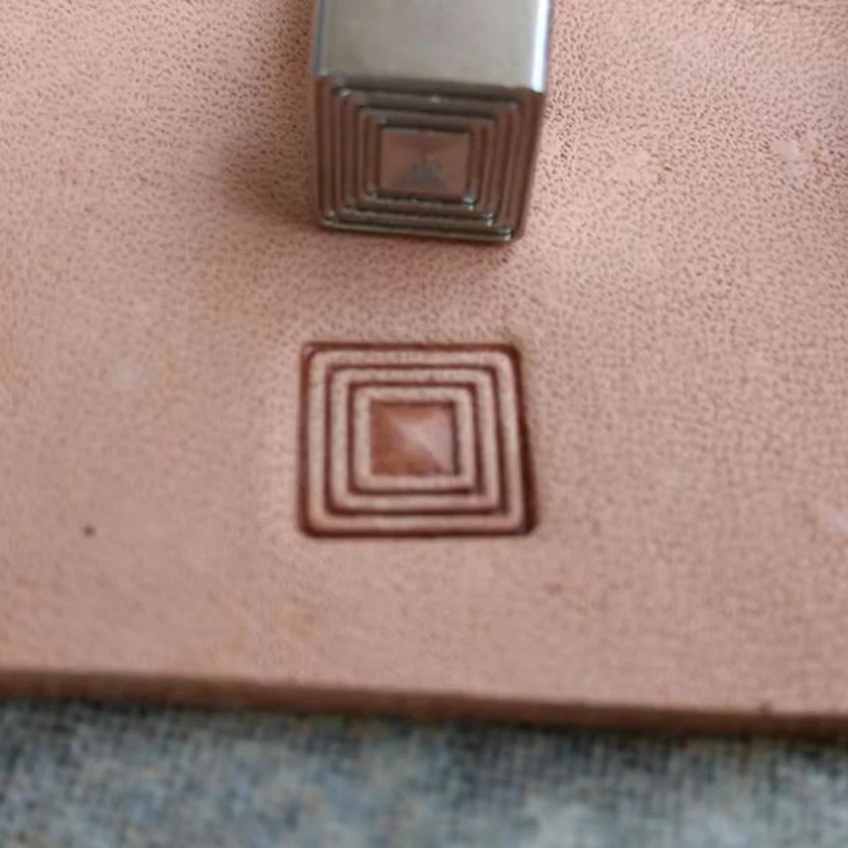 

Инструменты и принадлежности для работы с кожей, прецизионные стальные инструменты для гравировки и тиснения, геометрические рекурсивные штамповочные узоры.