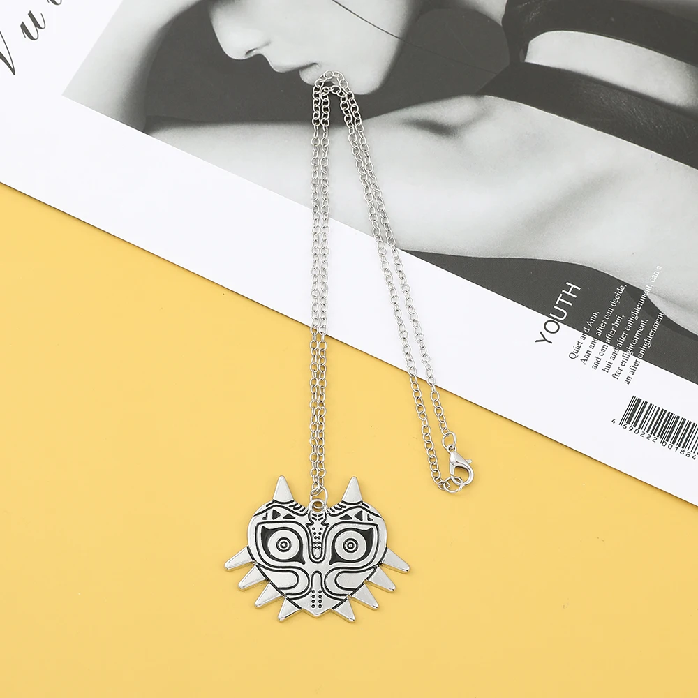 Collier Pendentif Masque Style - Men'S Fashion Model avis et prix