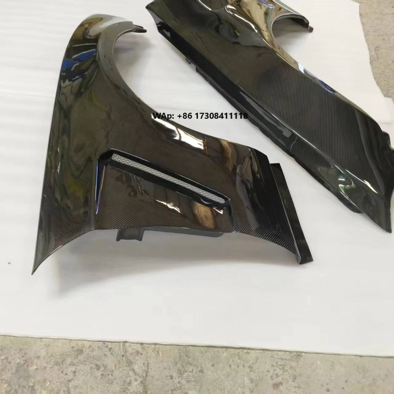 

Carbon Fiber Fender for Mustang 2014