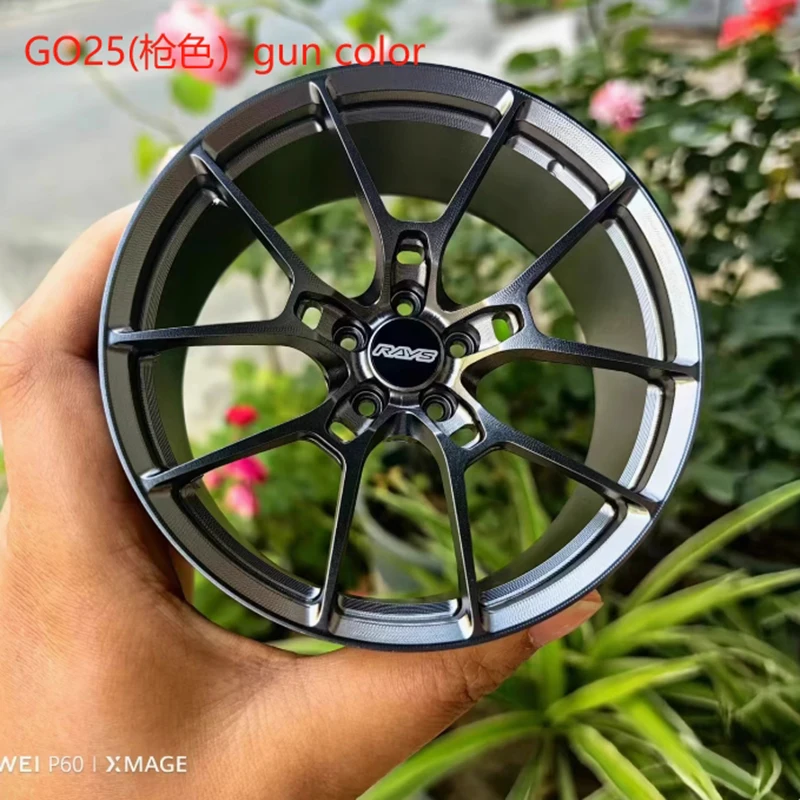 Wielmodel Auto Ornamenten STRALEN Metalen Wiel RID Aluminium Simulatie Smeden Wiel Modificatie Creatief Desktop Speelgoed