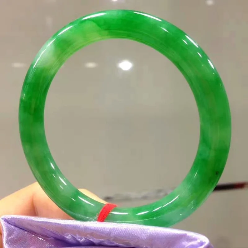 

Myanmar ice , full jadeite , bright green jade , thin round bracelet, old mine imperial