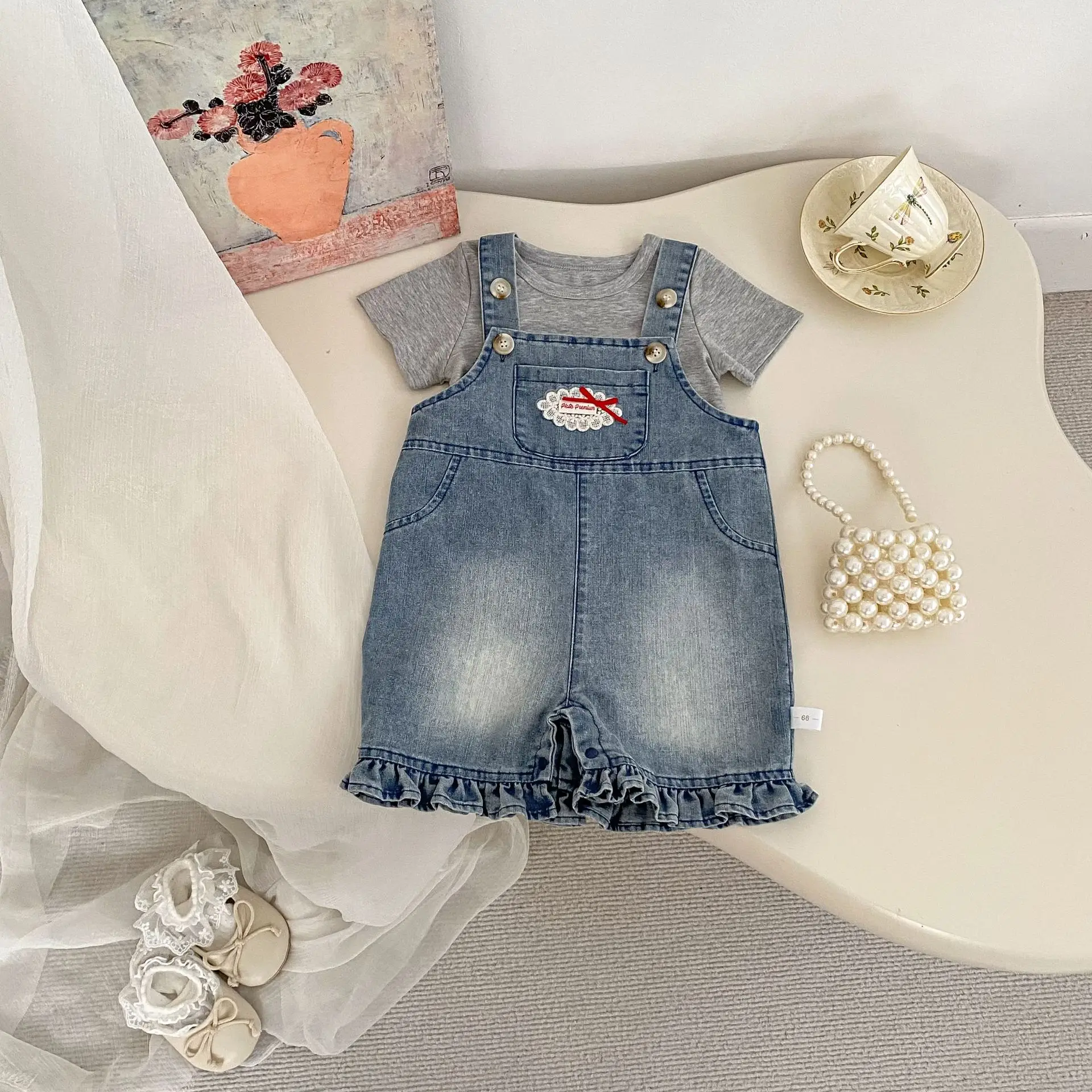 2026 New Girls' Cowboy Strap Shorts Summer Thin Style Girls' Lace Pants Stylish Embroidered Strap Pants